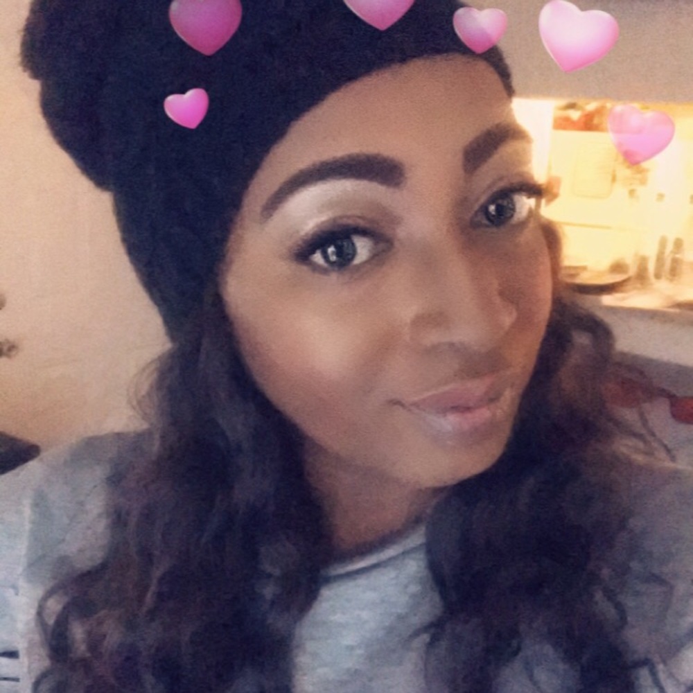 Meet your Posher, Melanie